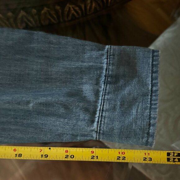 Liz Claiborne Petite Size PL Women Blue Denim Snap Front Shirt Long Sleeve Weste - Picture 16 of 16